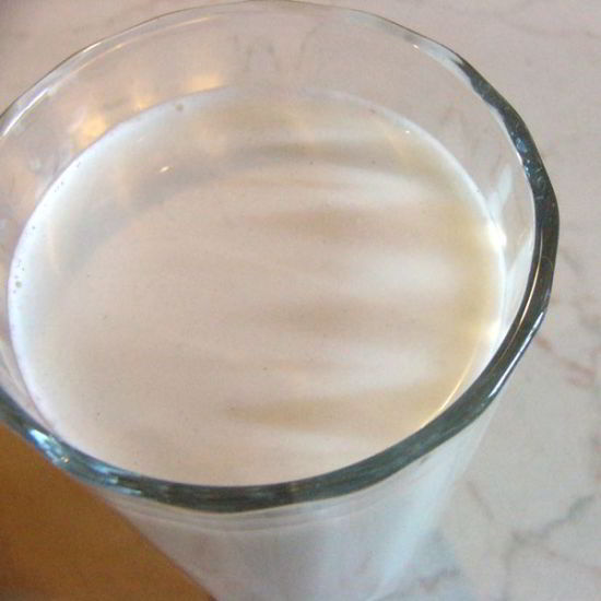 mandlové mléko